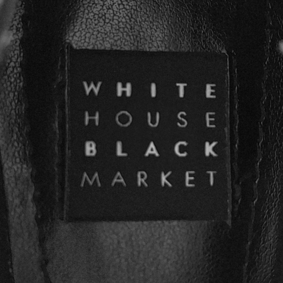 White House Black Market Suede Leather Kitten Heel Low Pumps Classic Office - Picture 6 of 8